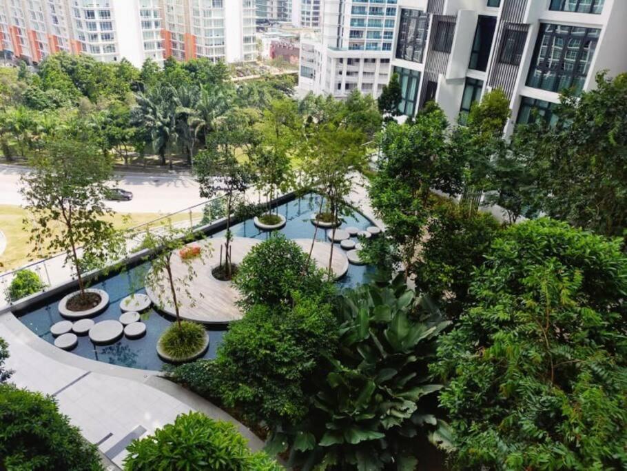 H2O Retreat Studio Home 5Min To Lrt By Premium Stay Petaling Jaya Exterior photo