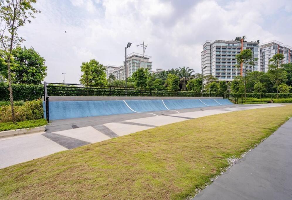 H2O Retreat Studio Home 5Min To Lrt By Premium Stay Petaling Jaya Exterior photo
