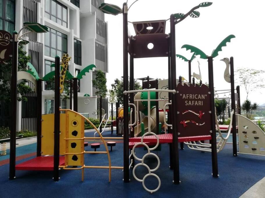 H2O Retreat Studio Home 5Min To Lrt By Premium Stay Petaling Jaya Exterior photo