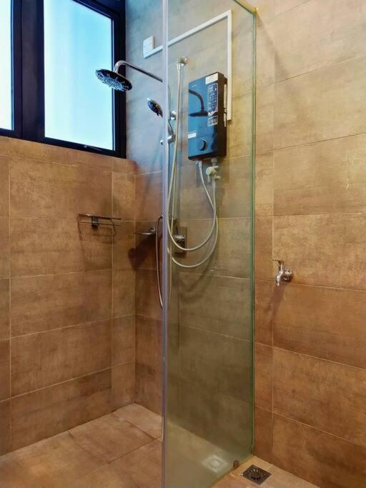 H2O Retreat Studio Home 5Min To Lrt By Premium Stay Petaling Jaya Exterior photo